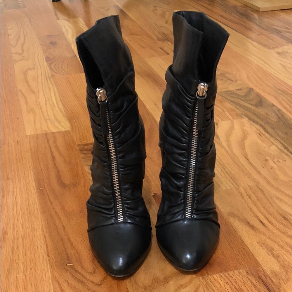 Giuseppe Zanotti Leather Boots 🍬